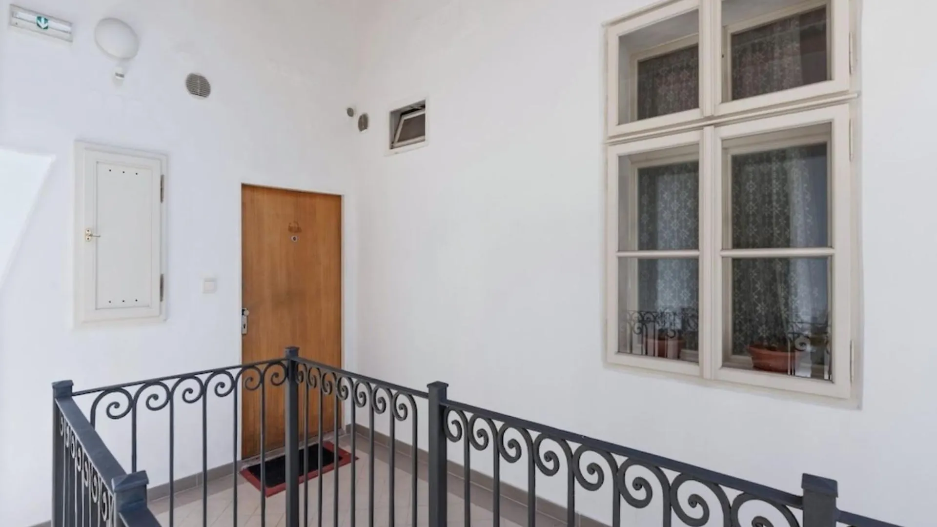 Apartment Old Town Style By Interhome Praga