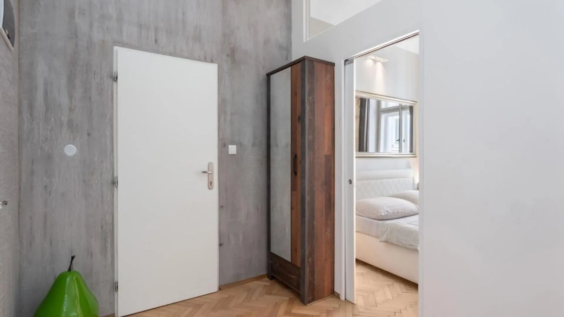 Apartment Old Town Style By Interhome براغ